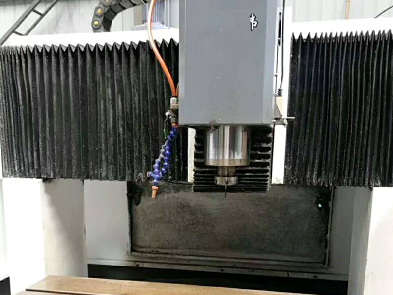 能換刀柄的雕銑機好嗎?